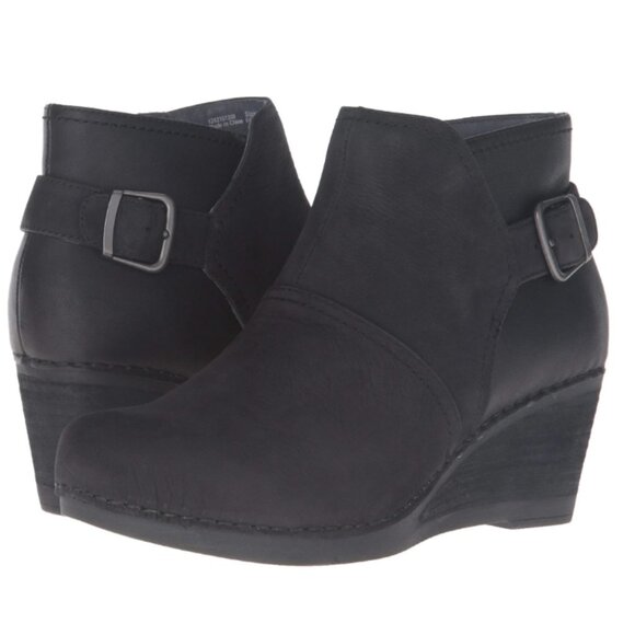 Dansko Shoes - Dansko Shirley Nubuck Black Sz 39